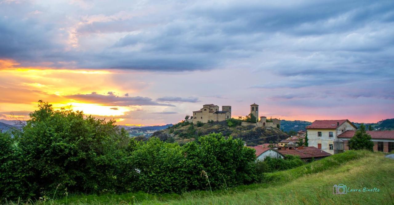 Antiche Vie B&B Serramazzoni Kültér fotó