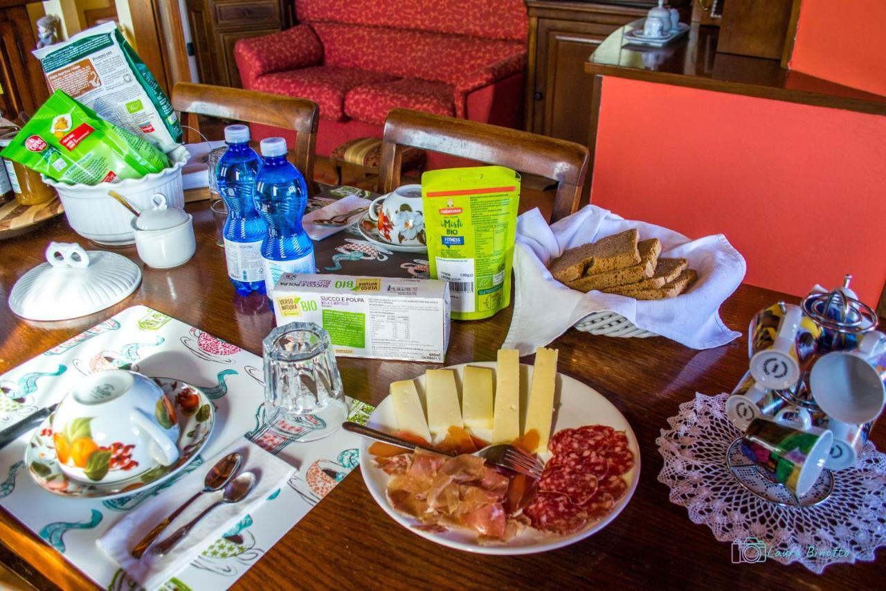 Antiche Vie B&B Serramazzoni Kültér fotó